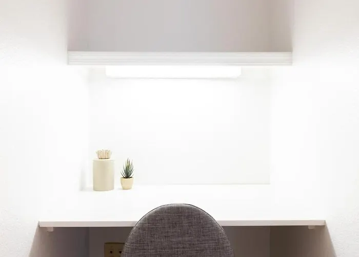 Landing - Modern With Amazing Amenities Apartment *