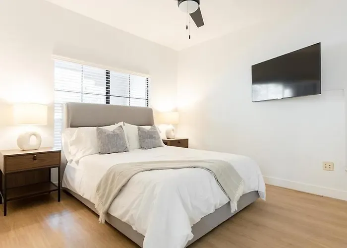Landing - Modern With Amazing Amenities Apartment Chandler